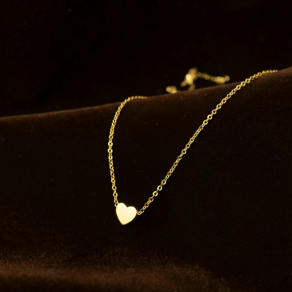 Zarte Herzkette silberfarben oder goldfarben– minimalistisch, elegant, jeden Tag